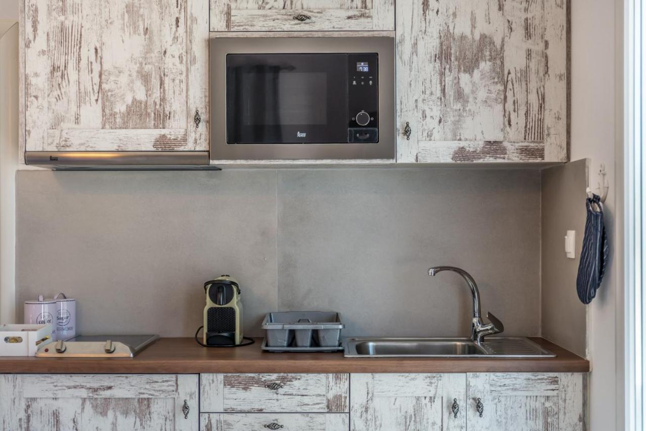 Kristen'S Studio & Apartments Adamantas  Ngoại thất bức ảnh
